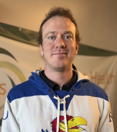 Brandon-PTA-therapy-works-vibrant-health-solutions-Lawrence-KS