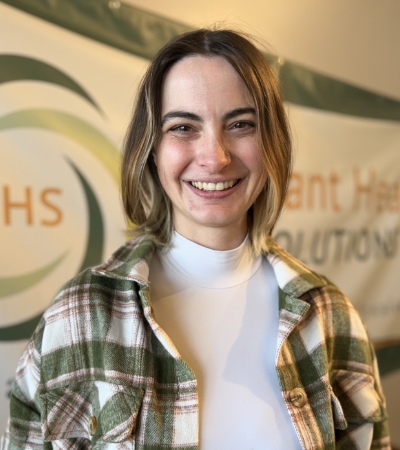 Kyley-PTA-therapy-works-vibrant-health-solutions-Lawrence-KS